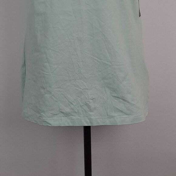 Torrid Ladies Tank Top NWOT - Picture 3 of 7